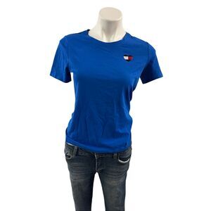 Tommy Hilfiger tshirt size xs